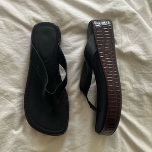 Topshop Flip Flops